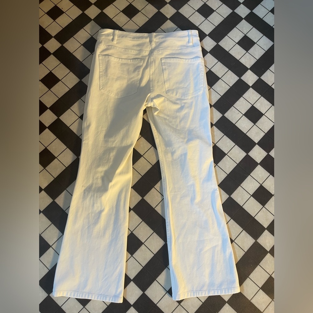 Theory White High Rise Flared Cropped Pants Size 2 - Picture 4 of 6